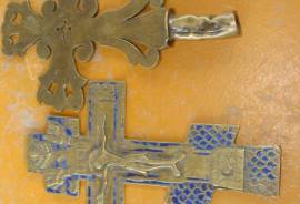 Иконы и кресты бронзовые с росписью